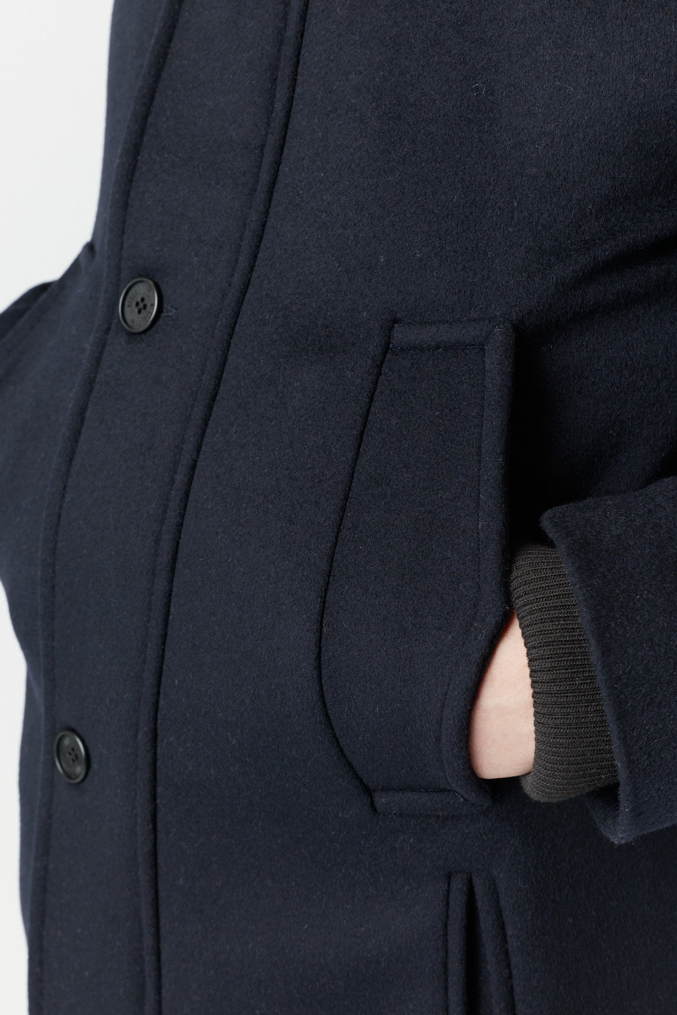 Desloups Canadian winter coat for men with clasp and hood in 100% lined wool