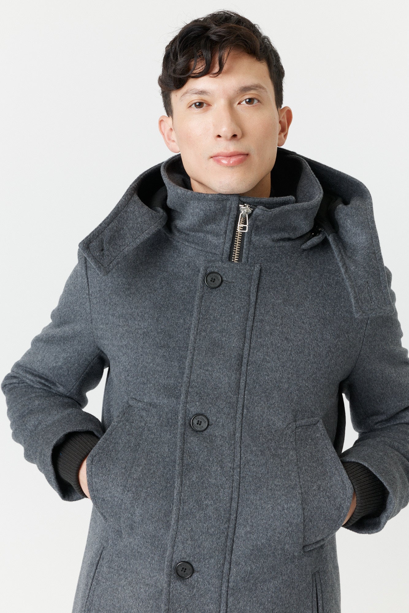 Desloups Canadian winter coat for men with clasp and hood in 100% lined wool