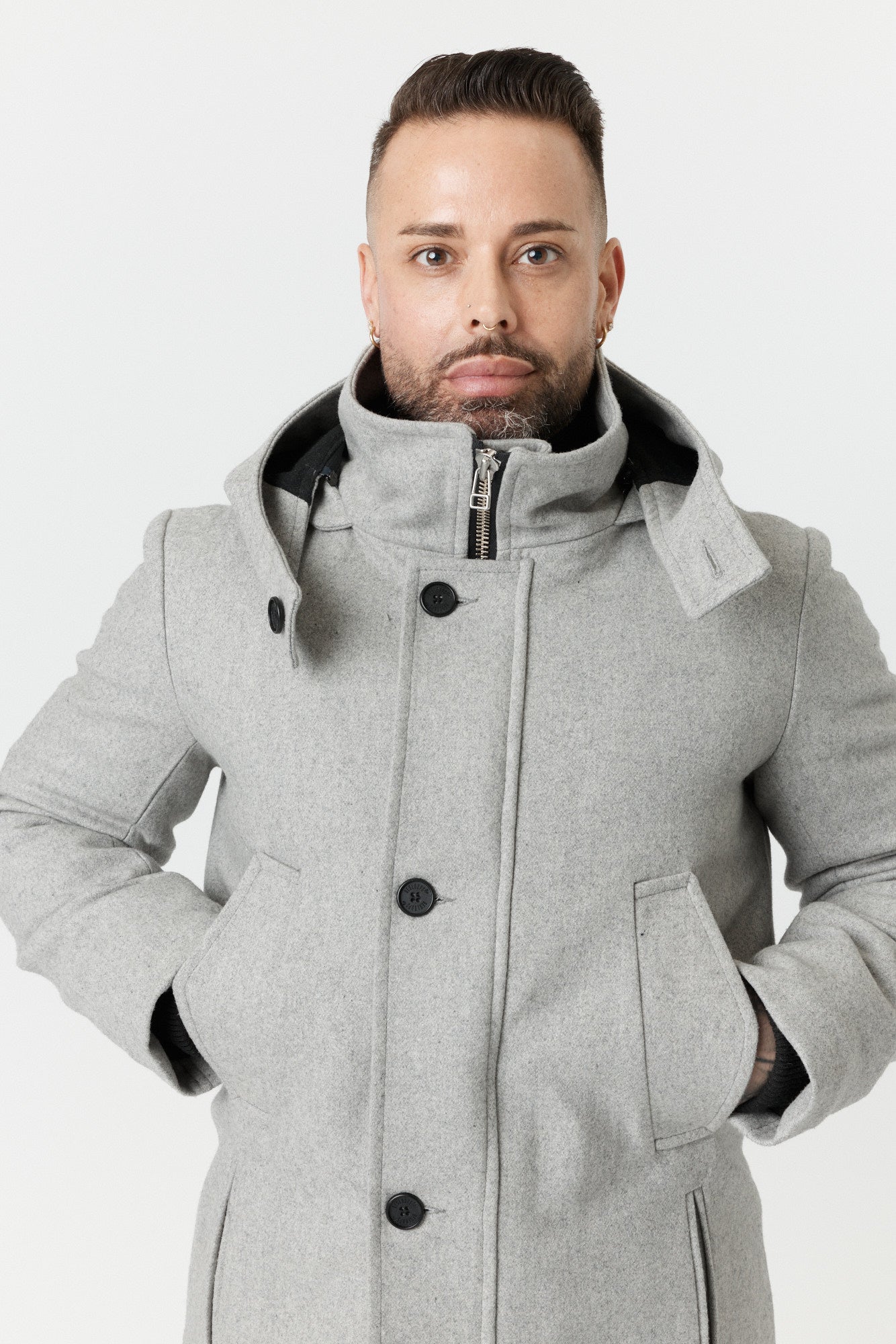 Desloups Canadian winter coat for men with clasp and hood in 100% lined wool