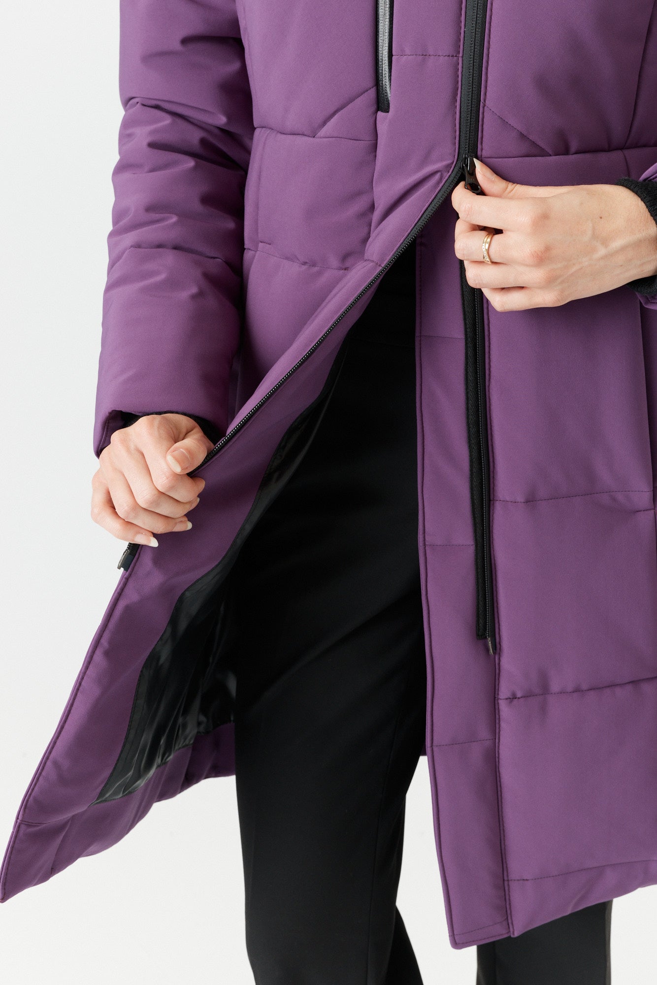 Desloups long women's parka fitted in Isosoft 250g