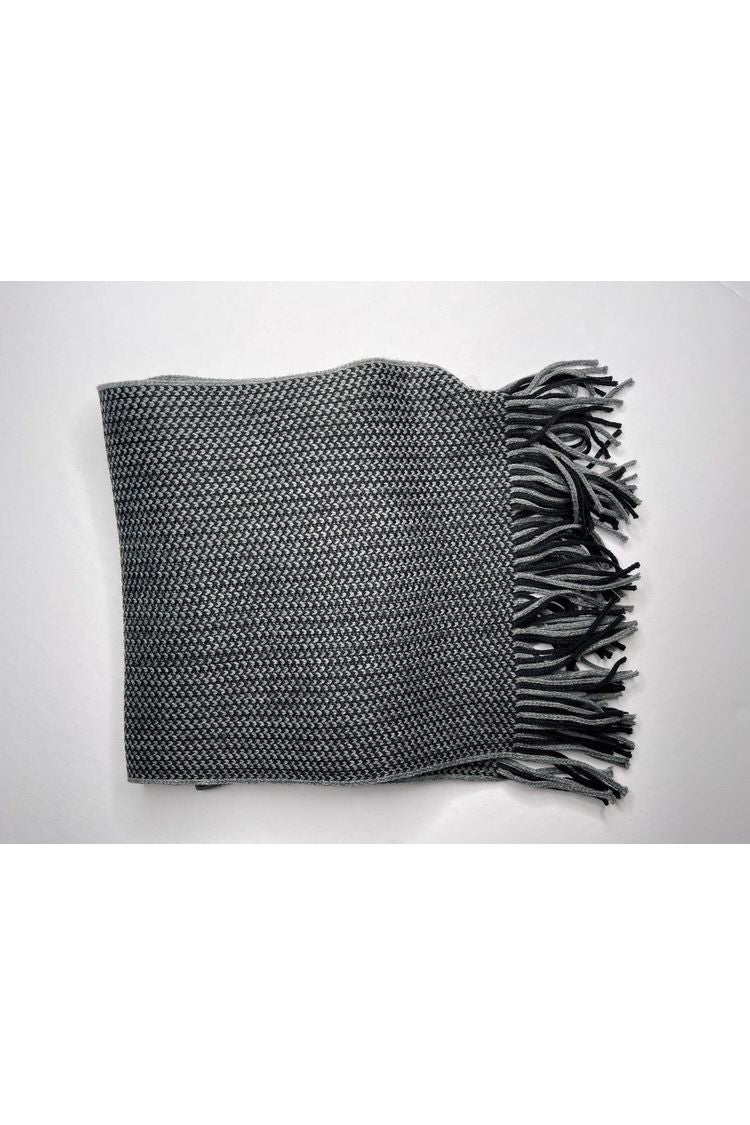 Men's rectangular knitted scarf