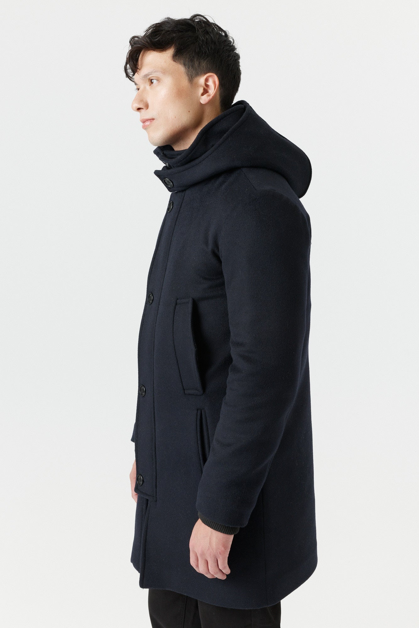 Desloups Canadian winter coat for men with clasp and hood in 100% lined wool 