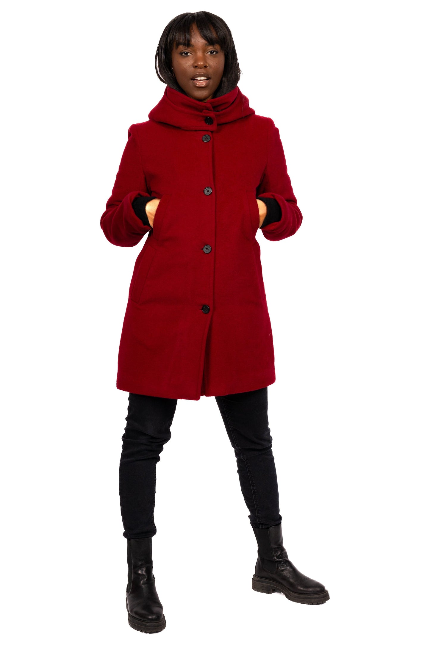 Desloups classic fitted women's winter coat with clasp in 100% lined wool 